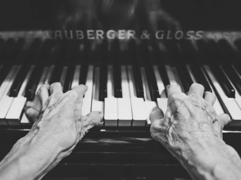 素材库<br>爆款视频/图片去重与下载